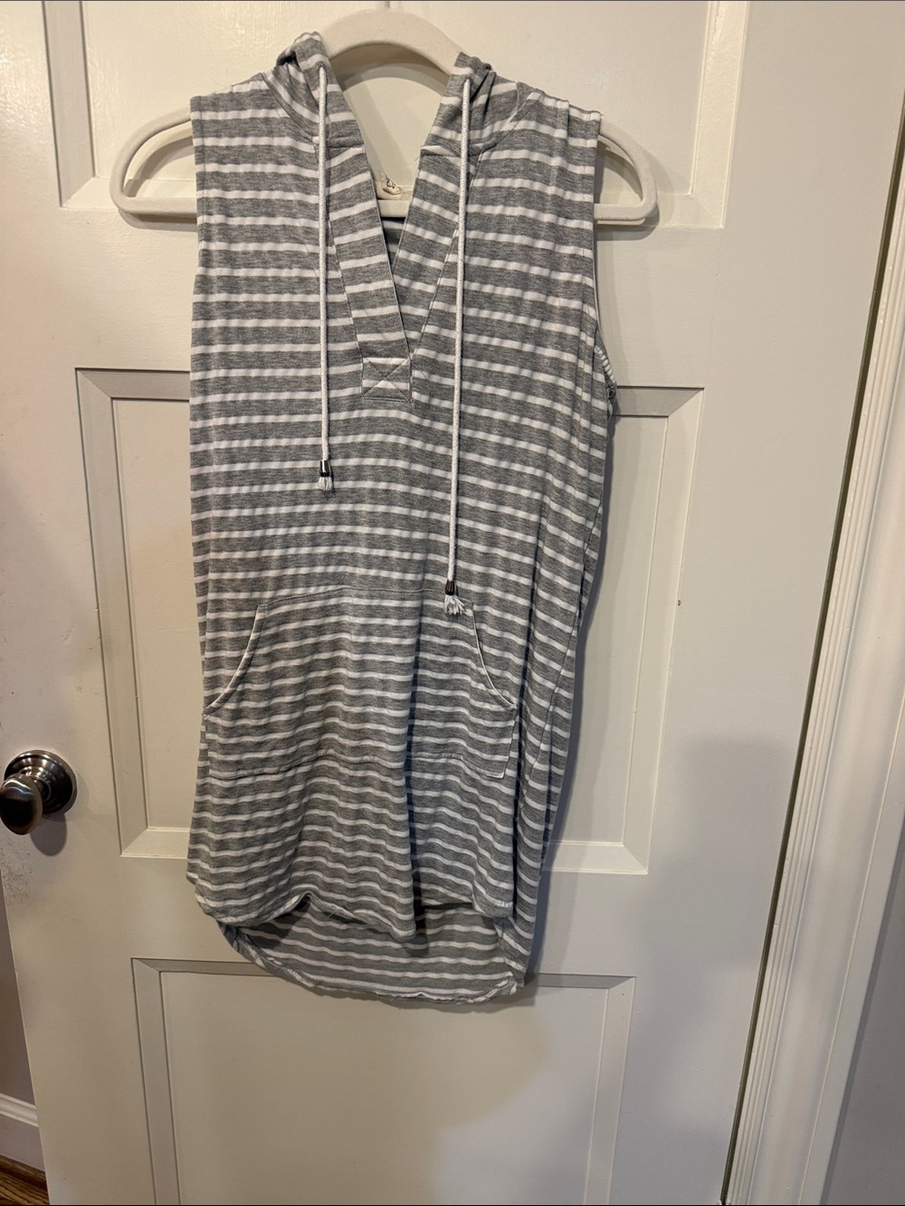 Beach By Exist Gray & White Striped Sleeveless Hooded Tunic